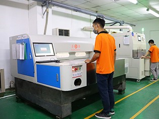 Automatic V-CUT
